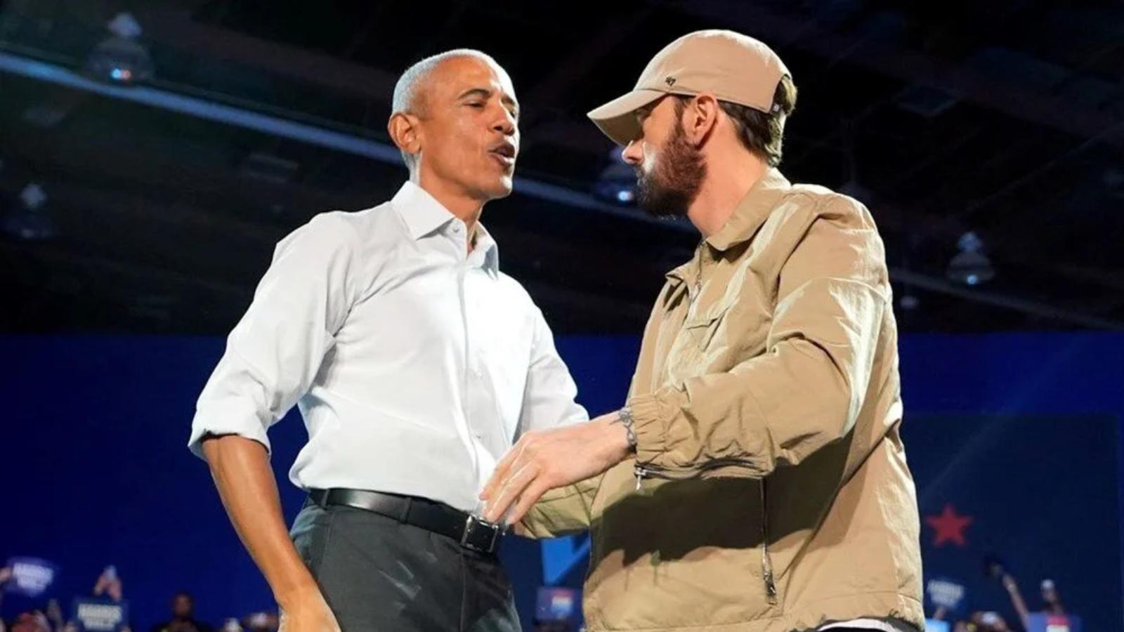 obama harris e destek icin eminem ile birlikte lose yourself sarkisindan sozler soyledi